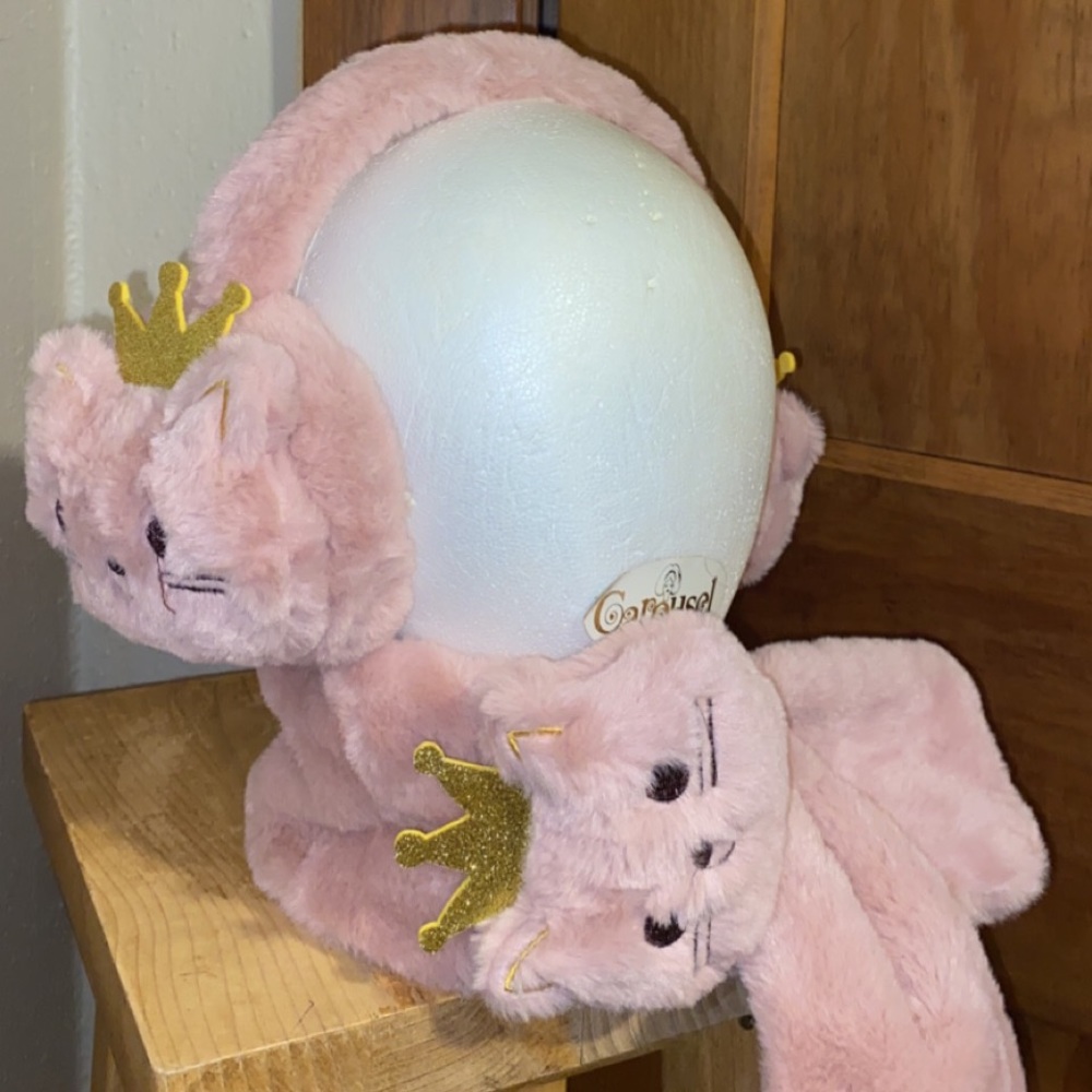 Kitty scarf and earmuff set